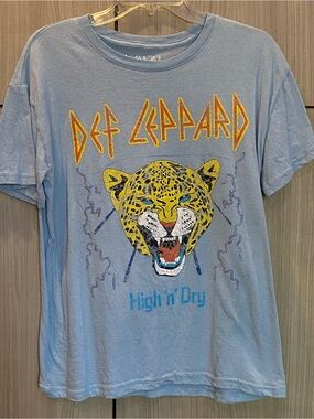 Def Leppard 80s T-shirt Medium Y2K 90s Vibe Blue